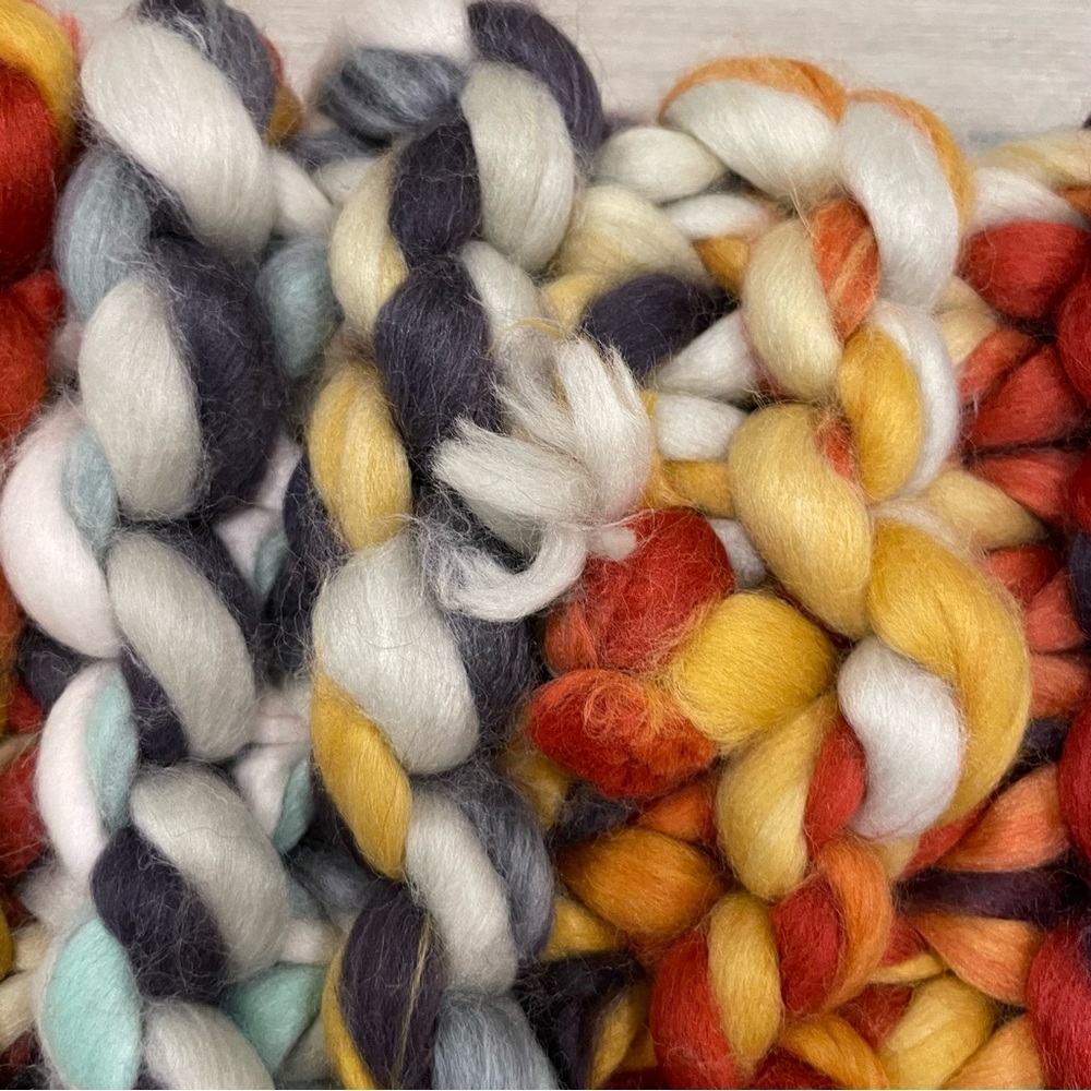 Oversized Chunky SCARF WITH FRINGE Beautiful Colours Soft Warm Fun to Wear - Picture 10 of 16